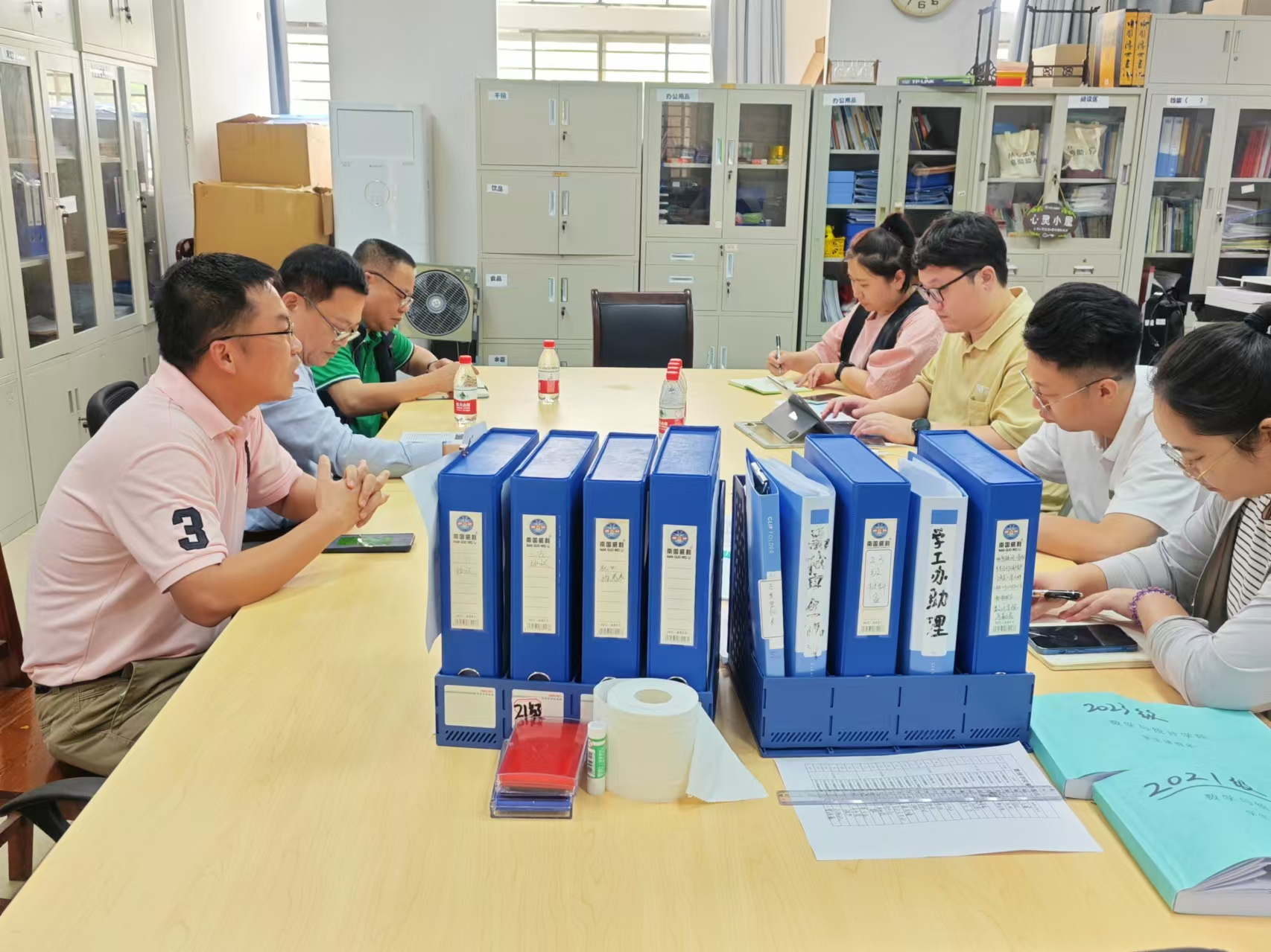 学工办召开学生工作例会