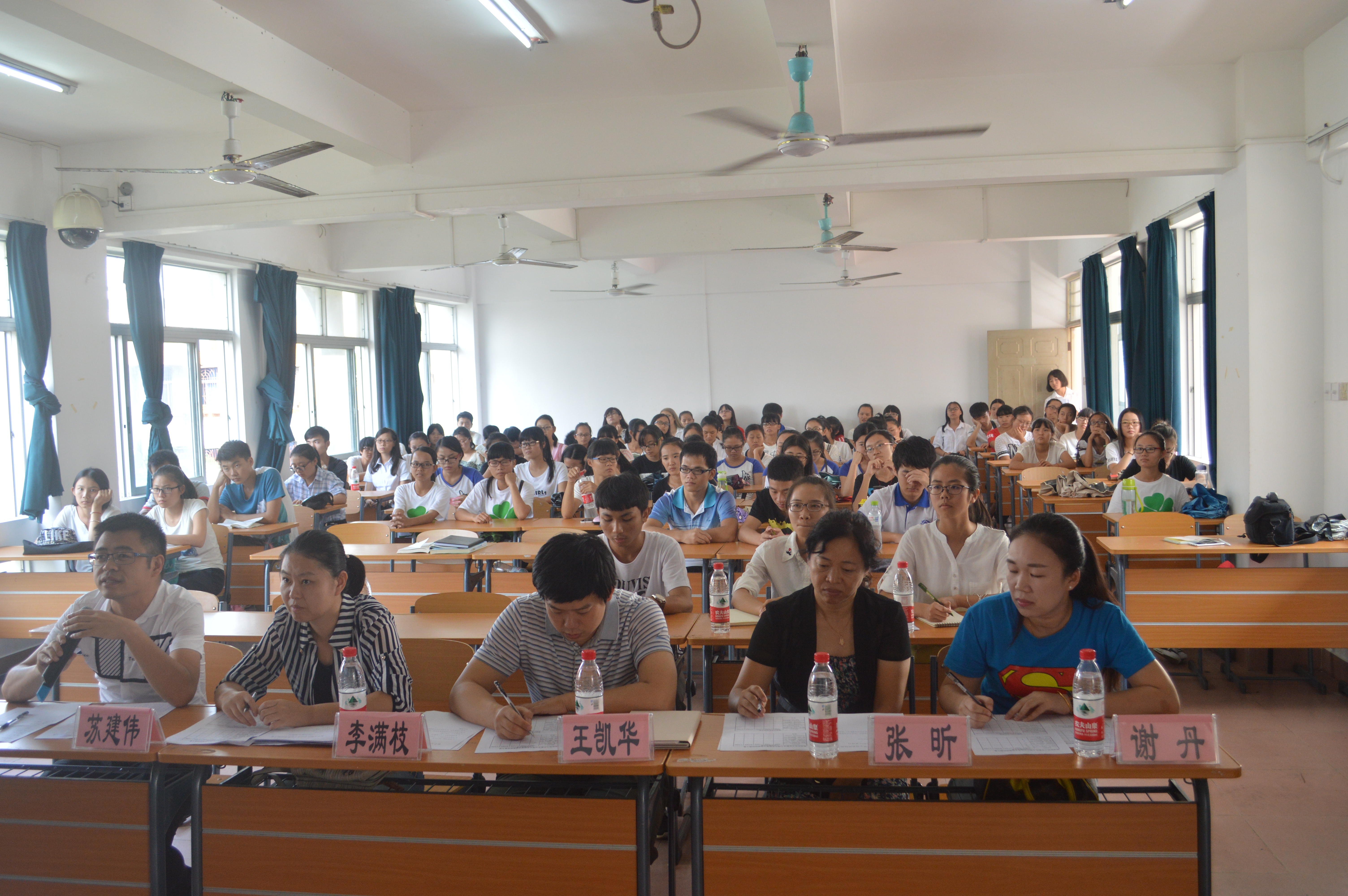 播口语之种，扬文明之帆——记数学与统计学院教师口语技能大赛