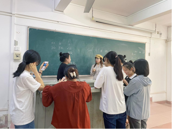 数学与统计学院2023届就业沙龙系列活动