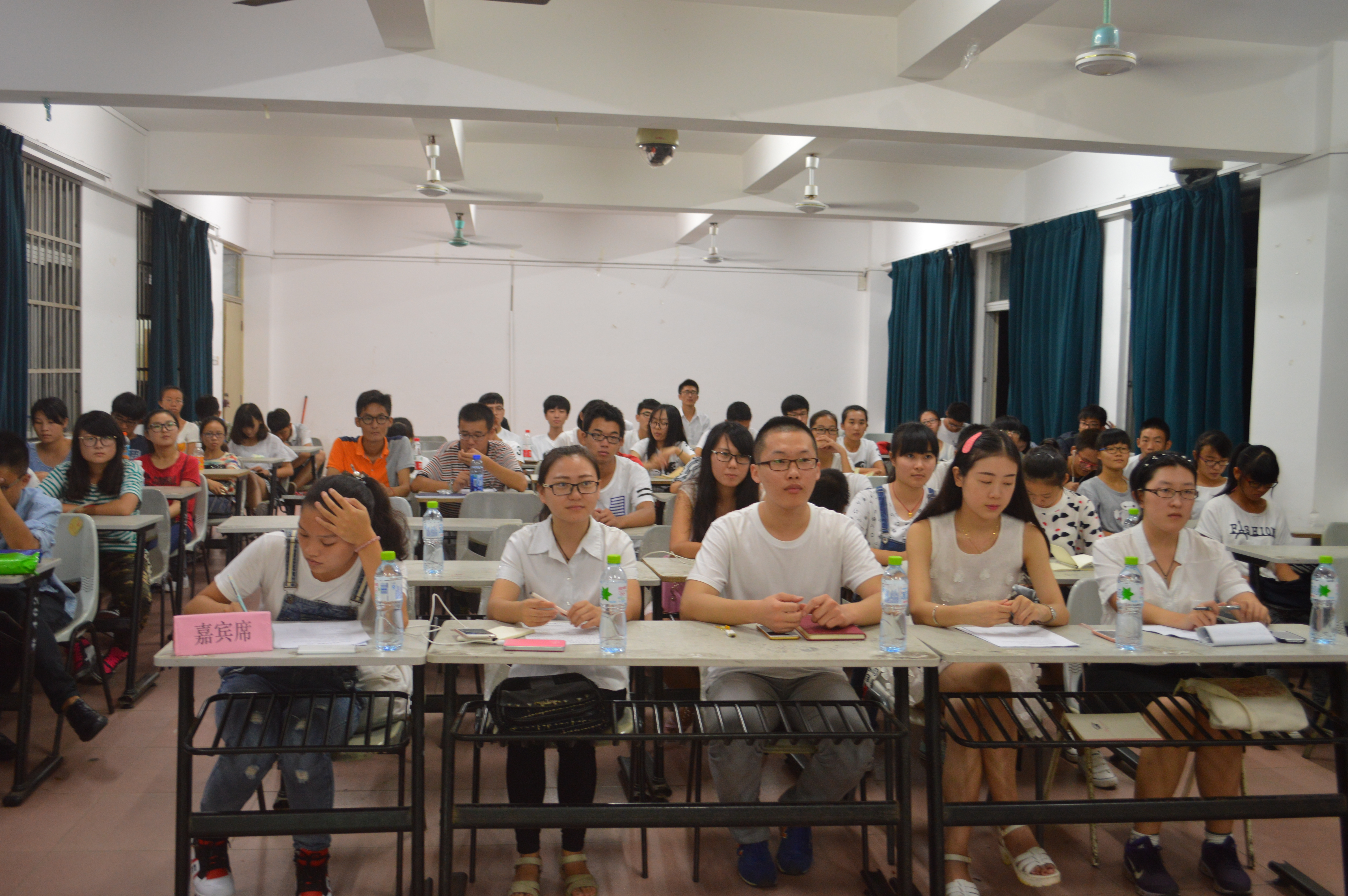 标杆塑造，人才培养——记数学与统计学院新生班委培训活动