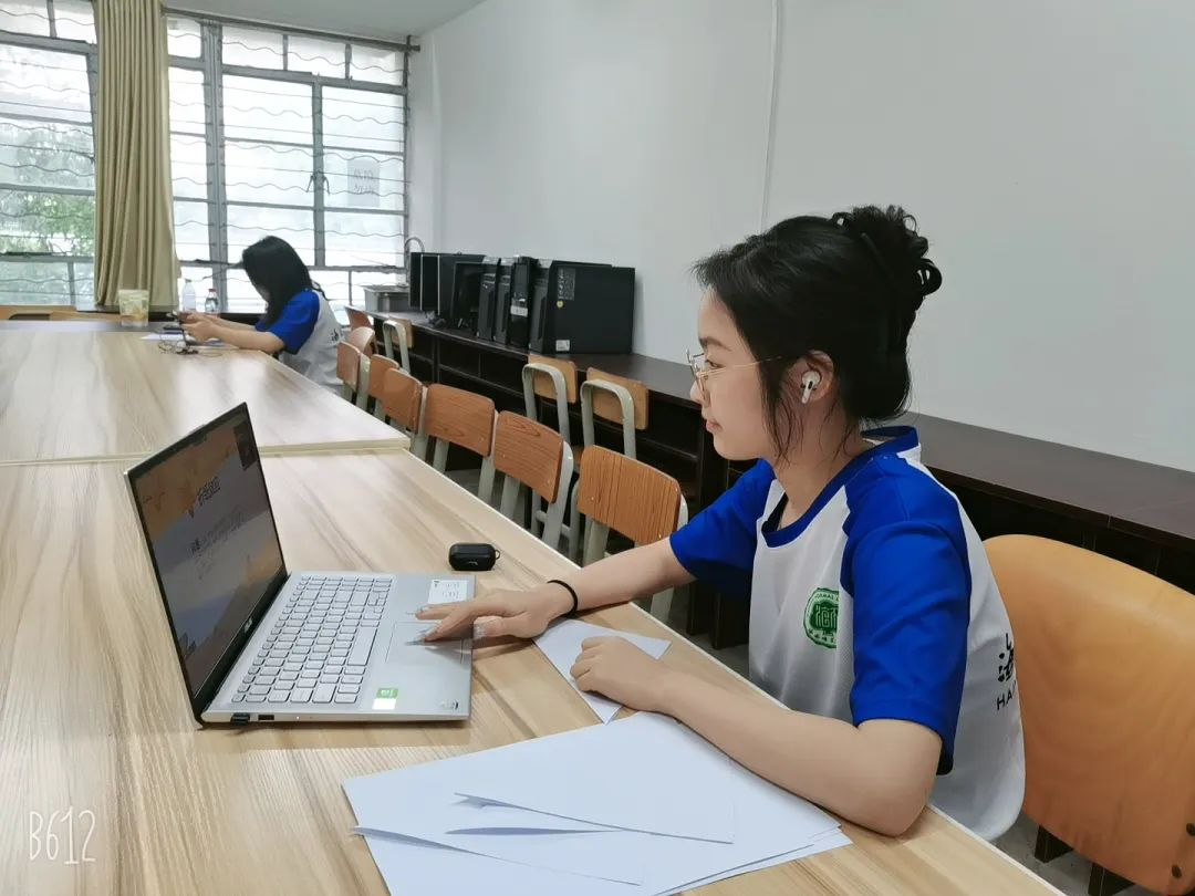 数学与统计学院“乡约夏至·遇践青春”志愿者专访